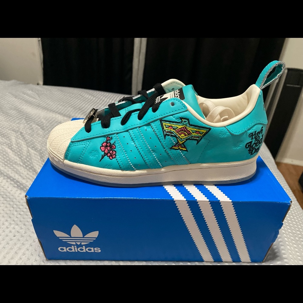 ADIDAS SUPERSTAR ARIZONA - Have an Iced Day  US Men size 5.5 = US Women size 6.5